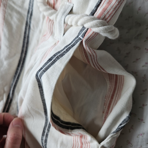 Striped Women's Shorts With Belt Size M - Picture 6 of 6